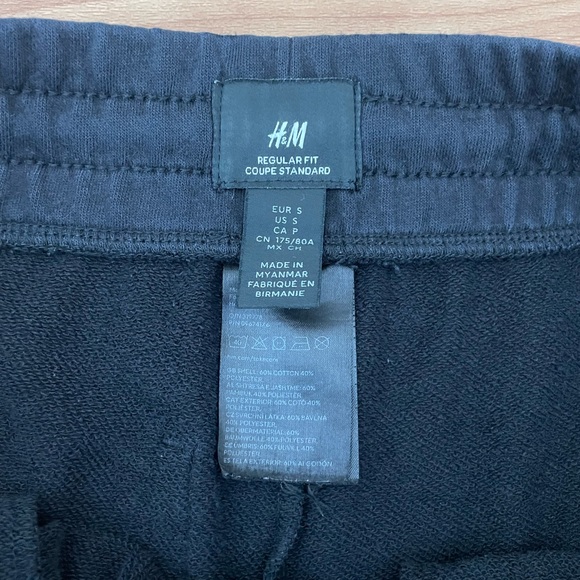 H&M Cropped Sweatshorts - Picture 3 of 3